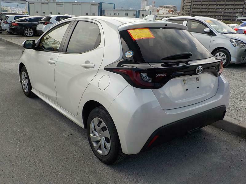 YARIS-27