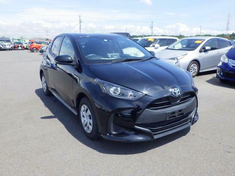 TOYOTA　YARIS