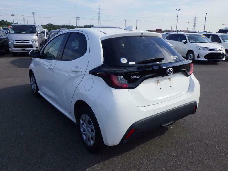 YARIS-38