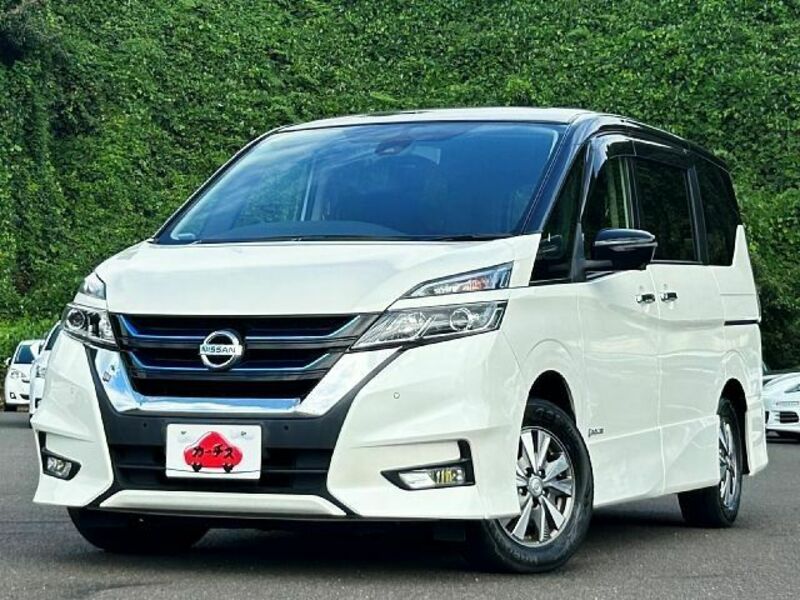 NISSAN　SERENA