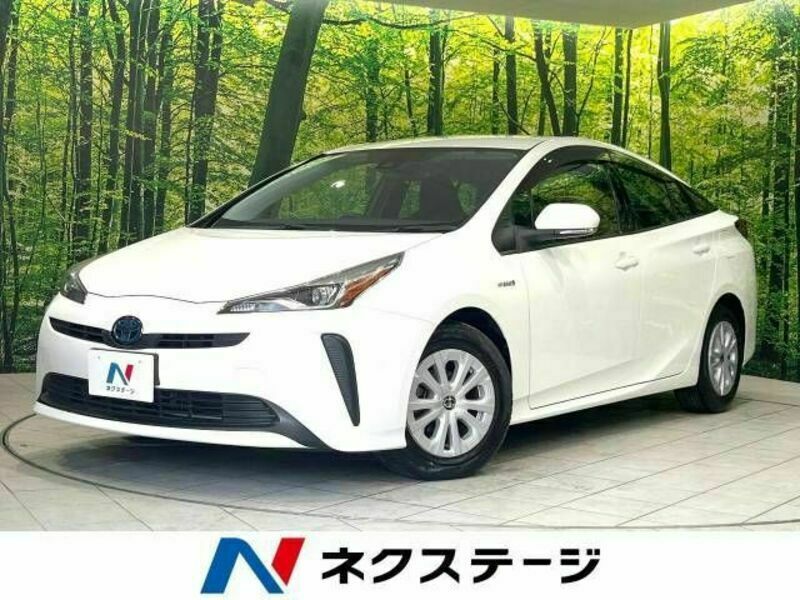 TOYOTA　PRIUS