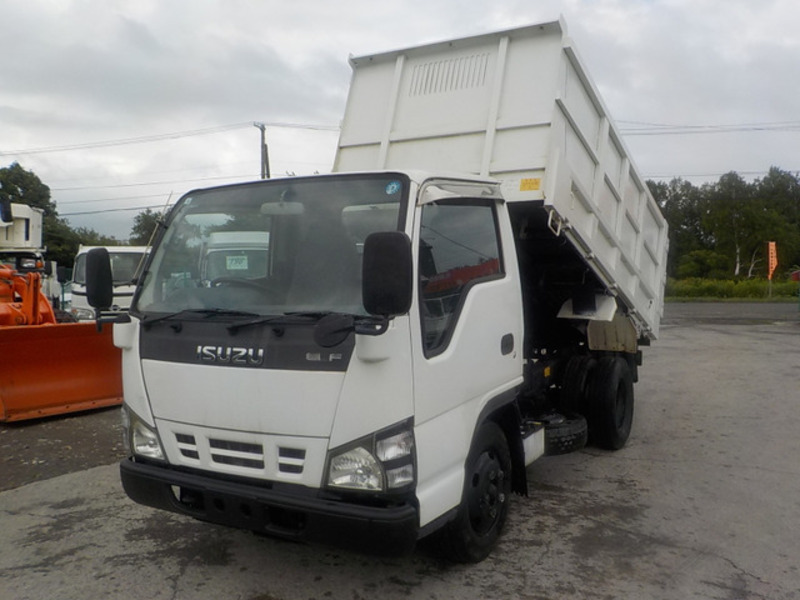 ISUZU　ELF