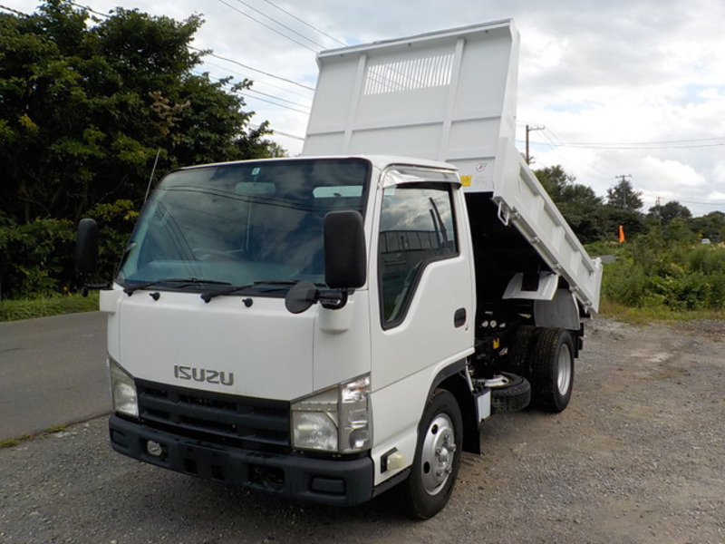 ISUZU　ELF