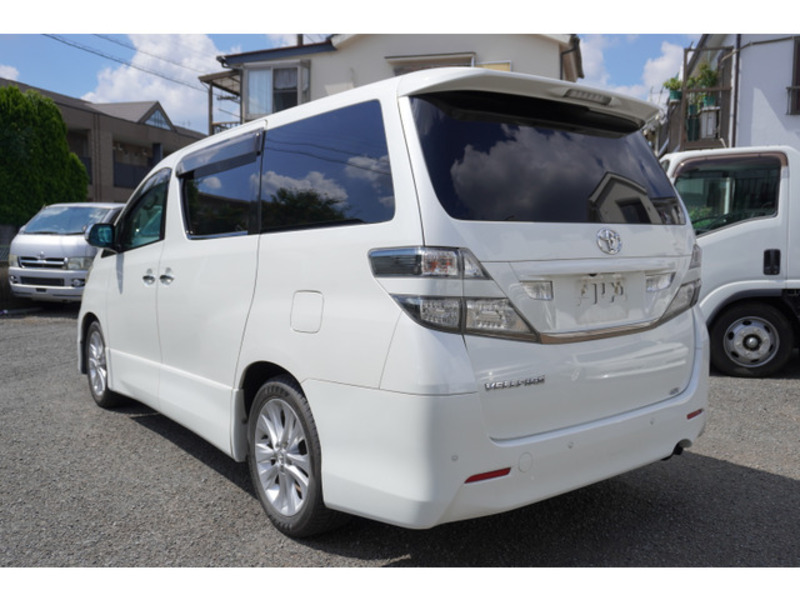 VELLFIRE-2