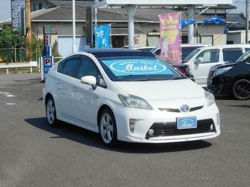 PRIUS-11