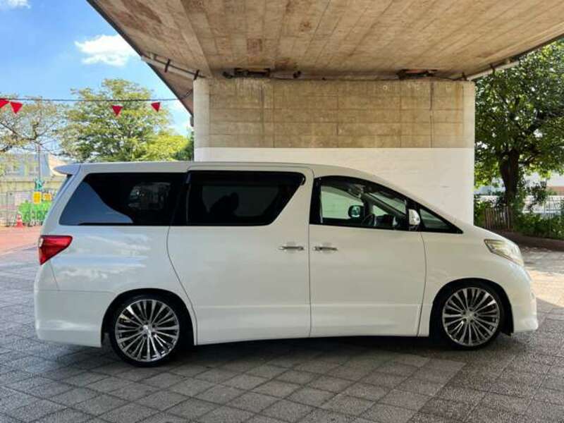 ALPHARD-9