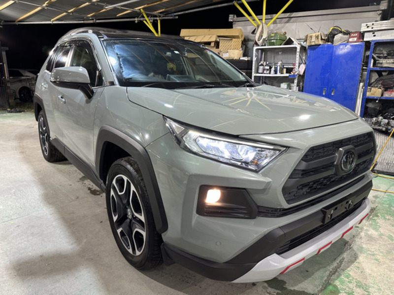 RAV4