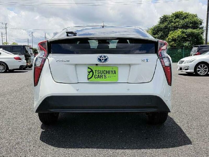 PRIUS-9