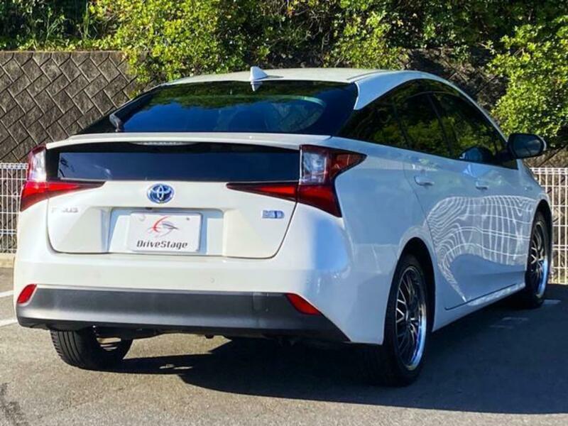 PRIUS-5