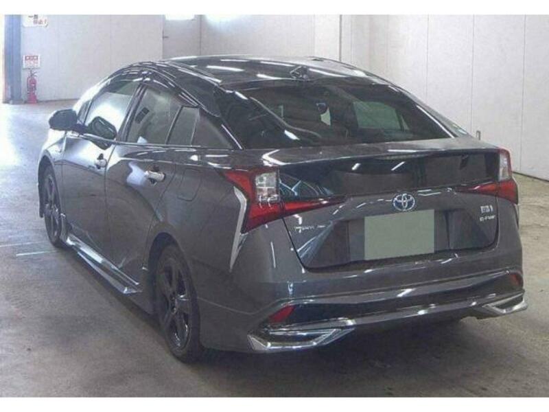 PRIUS-1