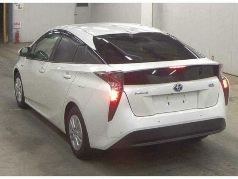 PRIUS-1