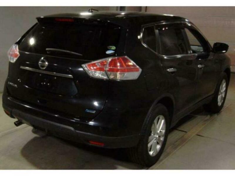 X-TRAIL-4