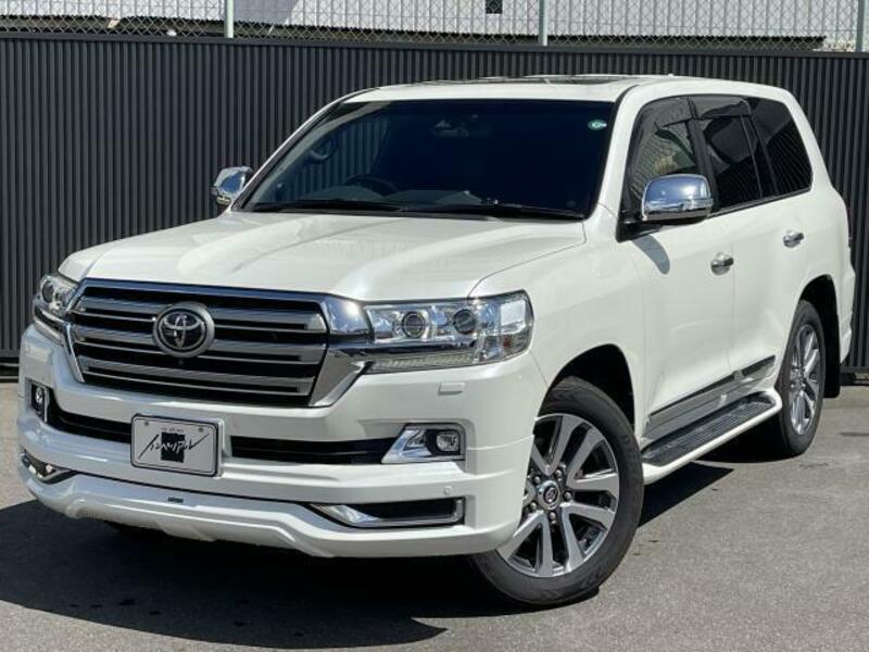 TOYOTA　LAND CRUISER