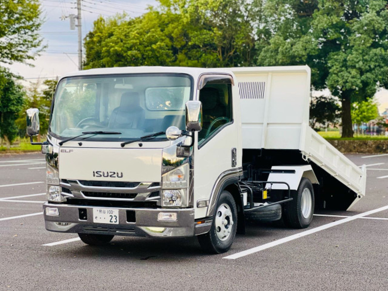 ISUZU　ELF