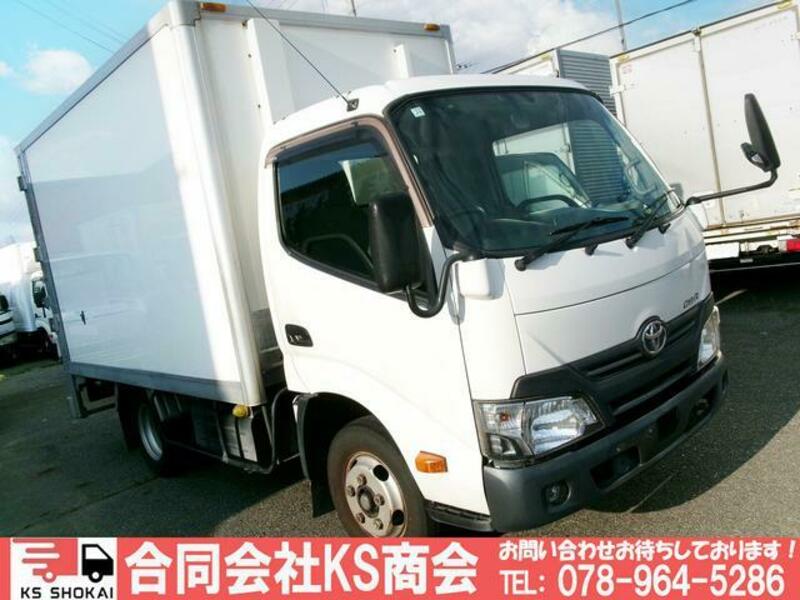 TOYOTA　DYNA