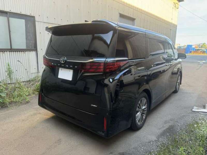 ALPHARD-4