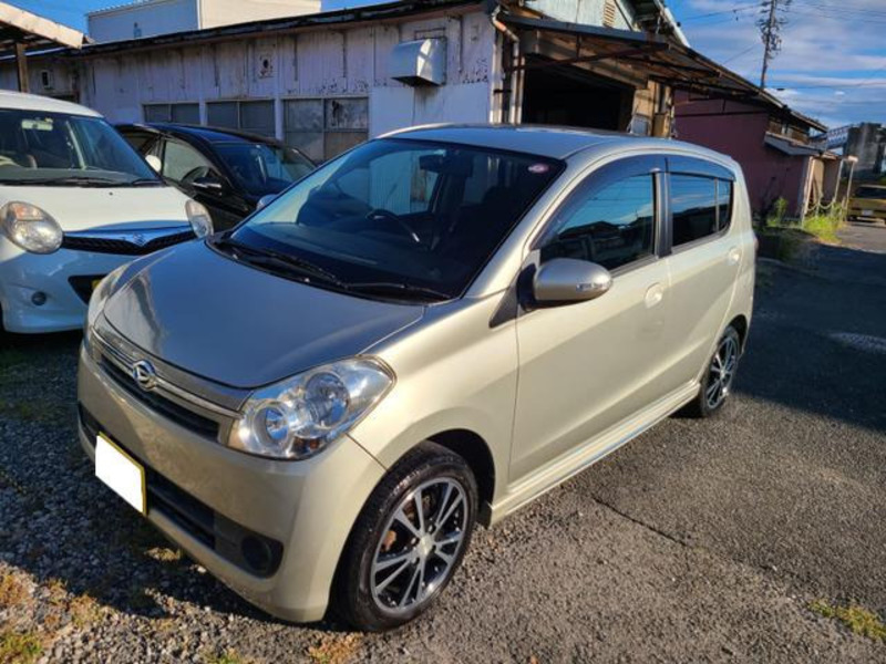 DAIHATSU　MIRA