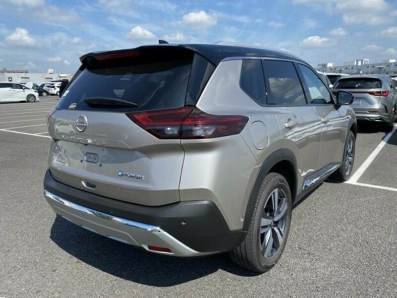 X-TRAIL-5