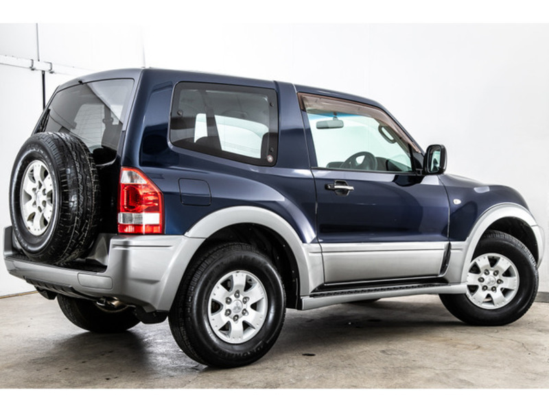 PAJERO-7