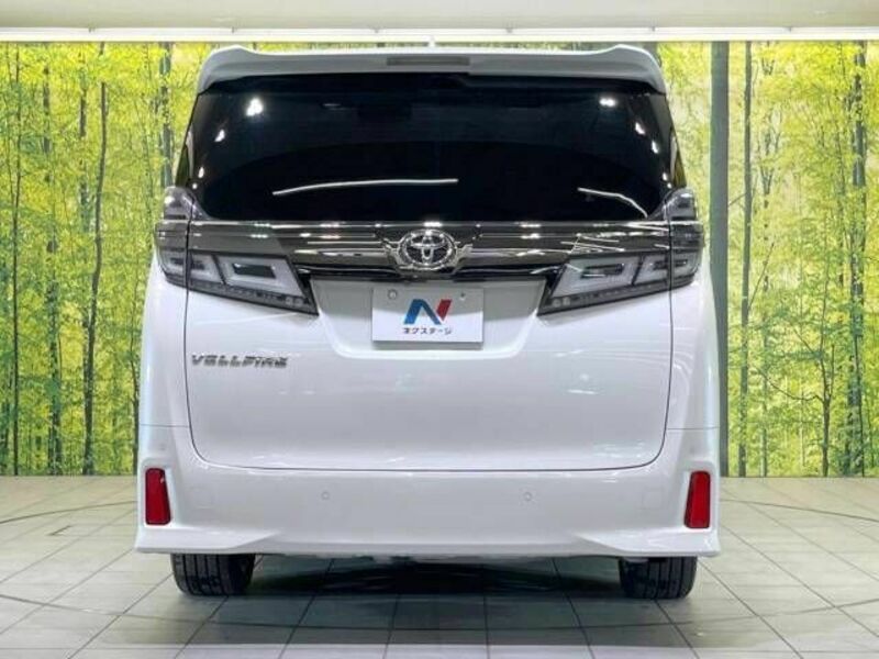 VELLFIRE-15