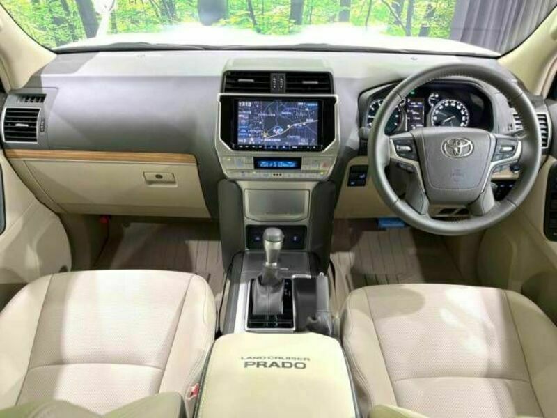 LAND CRUISER PRADO-1