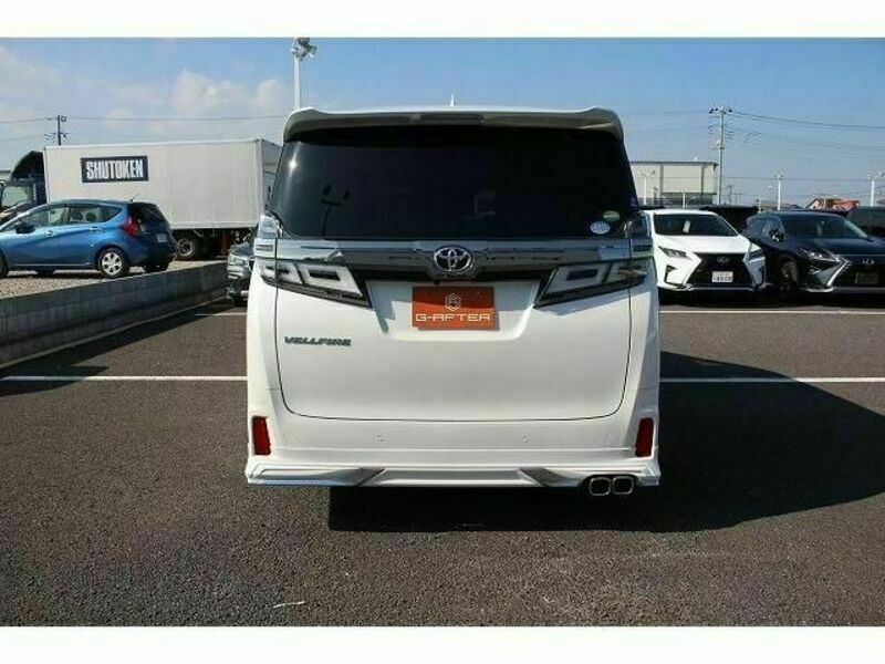 VELLFIRE-9