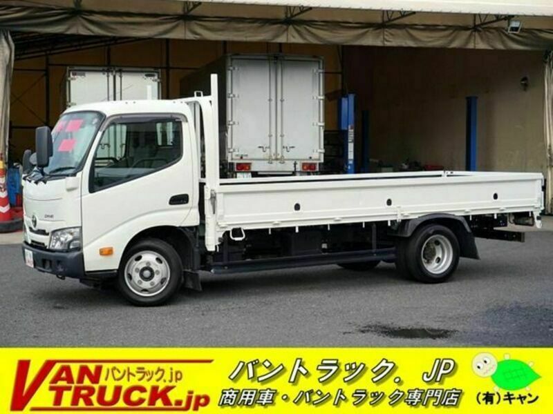 TOYOTA　DYNA