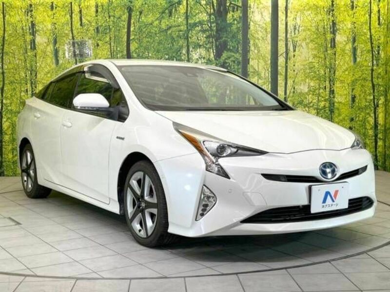 PRIUS-16