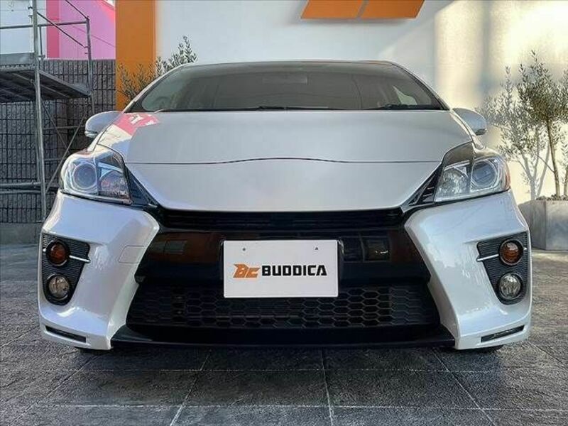 PRIUS-8