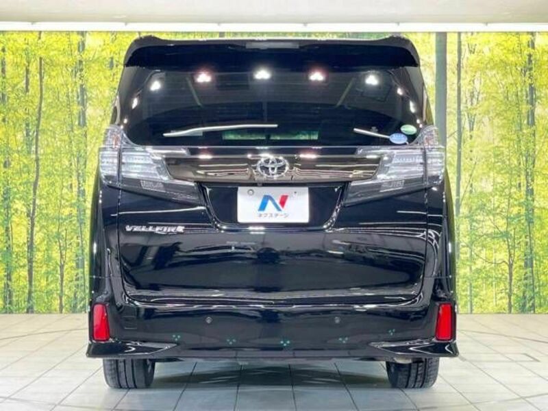 VELLFIRE-16