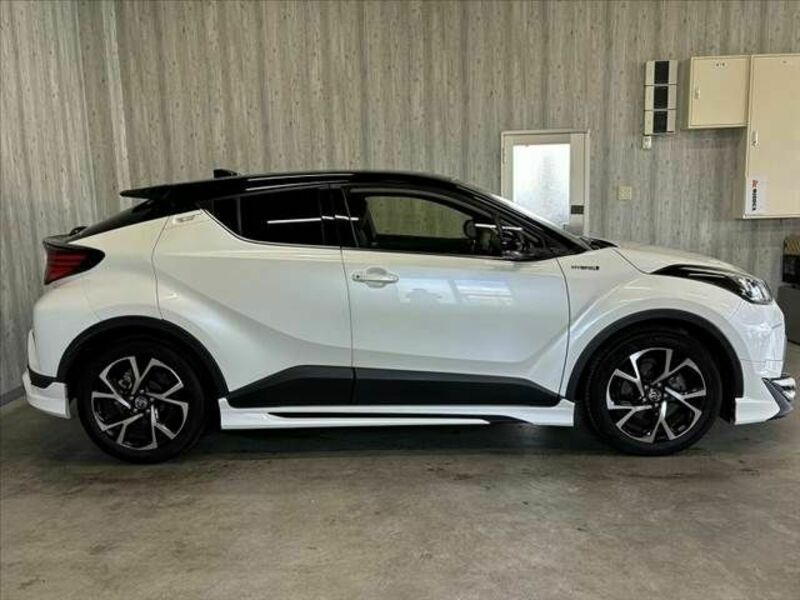 C-HR-9