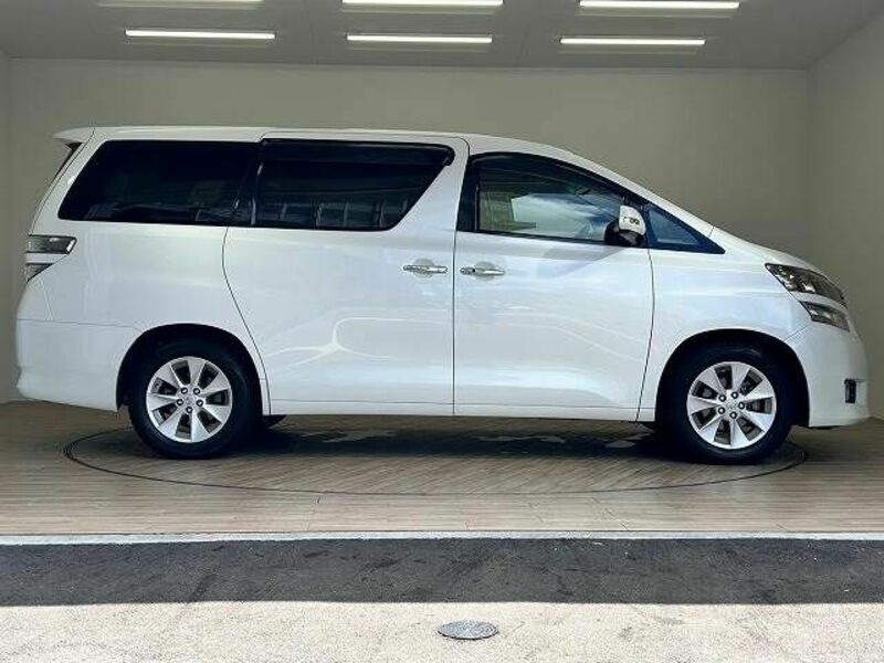 VELLFIRE-14