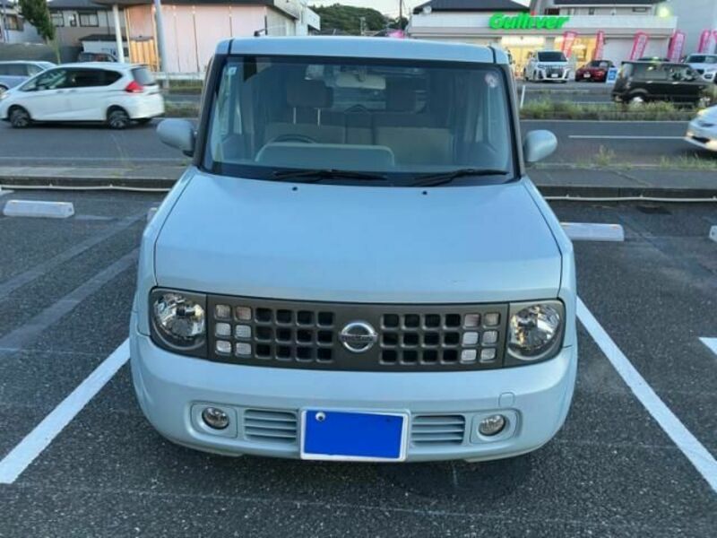 NISSAN　CUBE