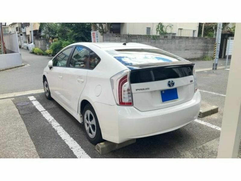 PRIUS-2