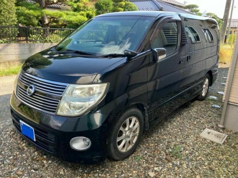 NISSAN　ELGRAND