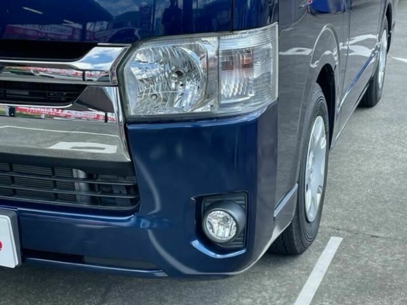 HIACE VAN-11