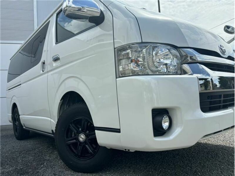 HIACE VAN-11