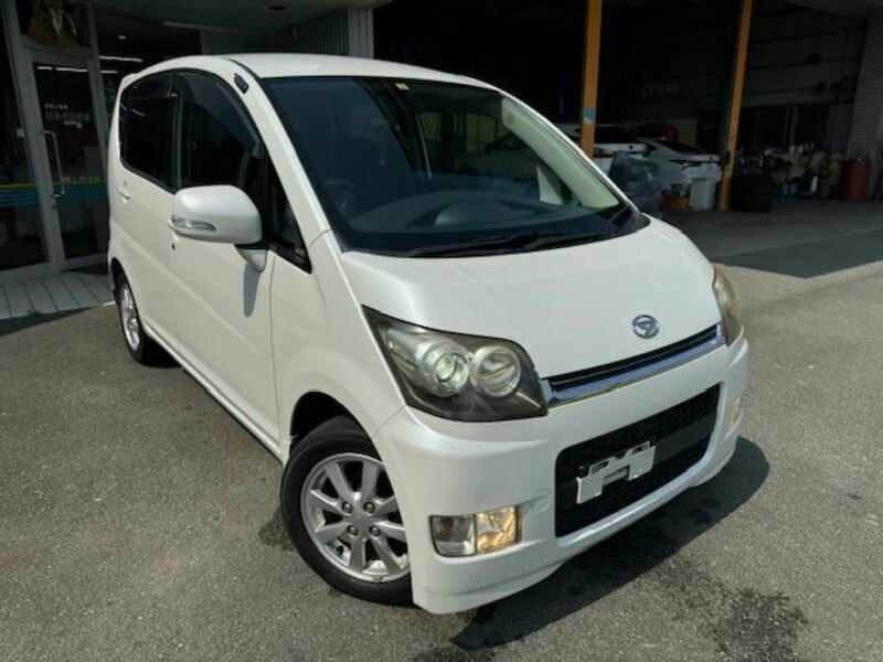 DAIHATSU　MOVE