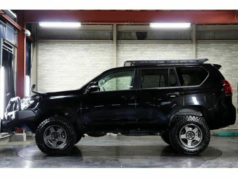 LAND CRUISER PRADO-4