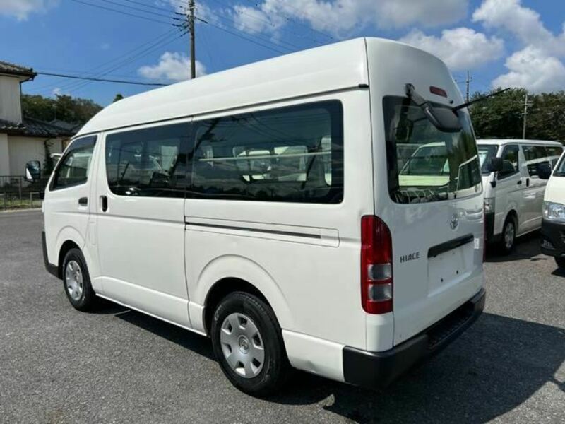 HIACE VAN-4