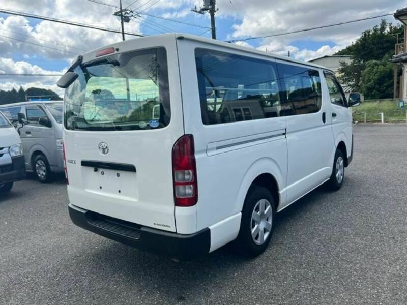 HIACE VAN-6