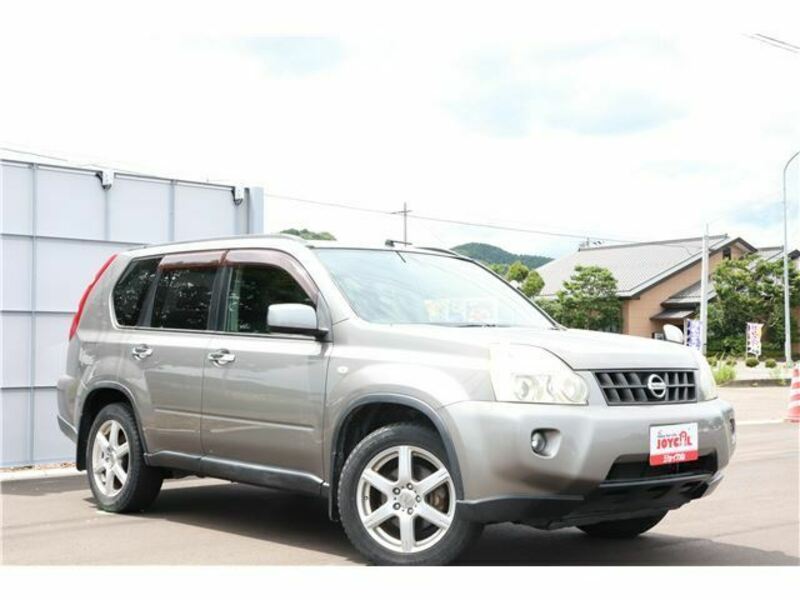 NISSAN　X-TRAIL