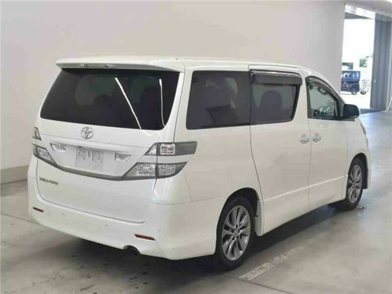 VELLFIRE-1