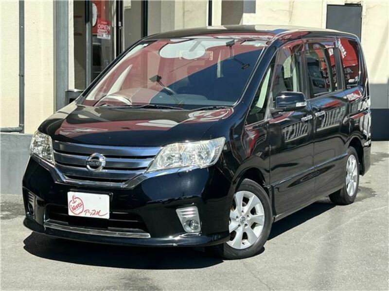 NISSAN　SERENA