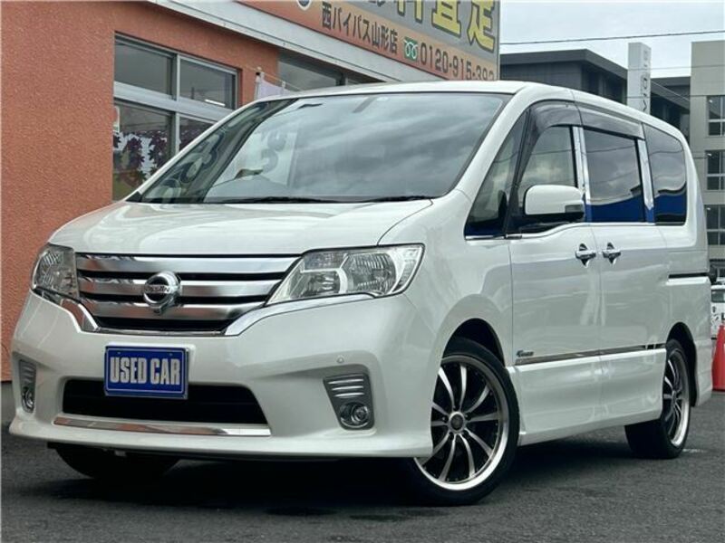 NISSAN　SERENA