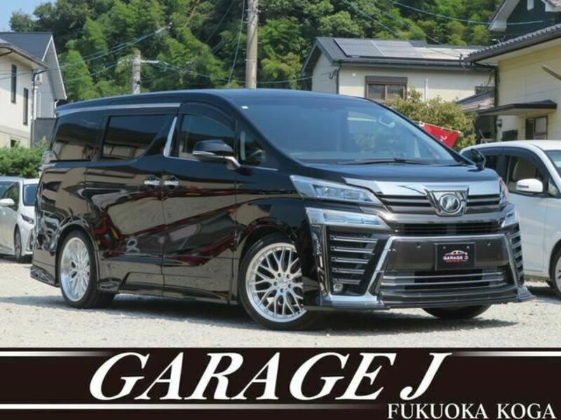 TOYOTA　VELLFIRE