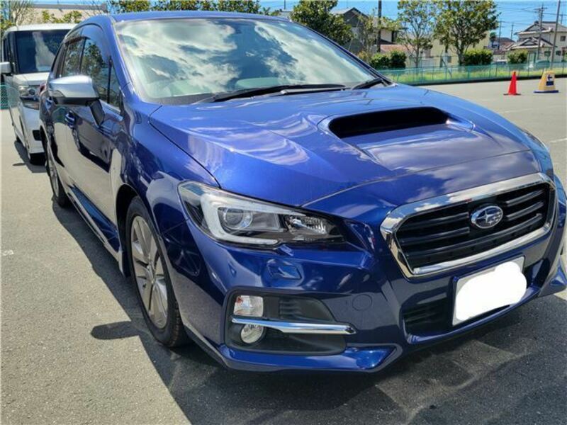 SUBARU　LEVORG