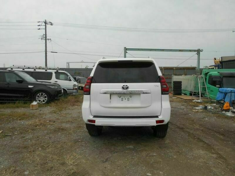 LAND CRUISER PRADO-8