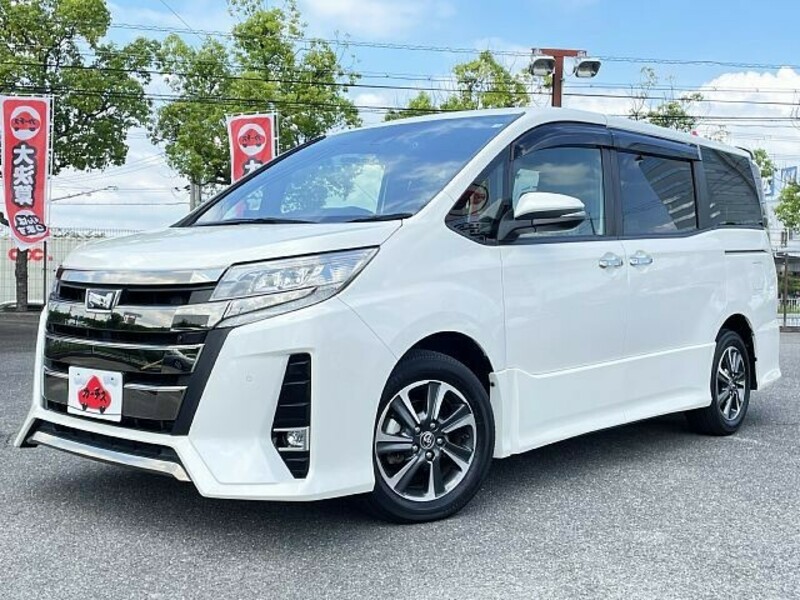 TOYOTA　NOAH