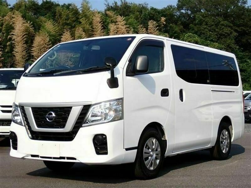 NISSAN　NV350 CARAVAN WAGON